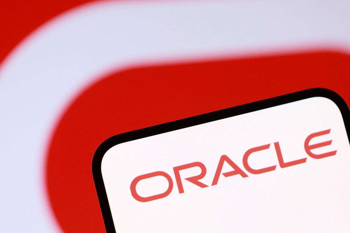 Oracle Bet: 50,000 AMD Chips for AI Supercluster